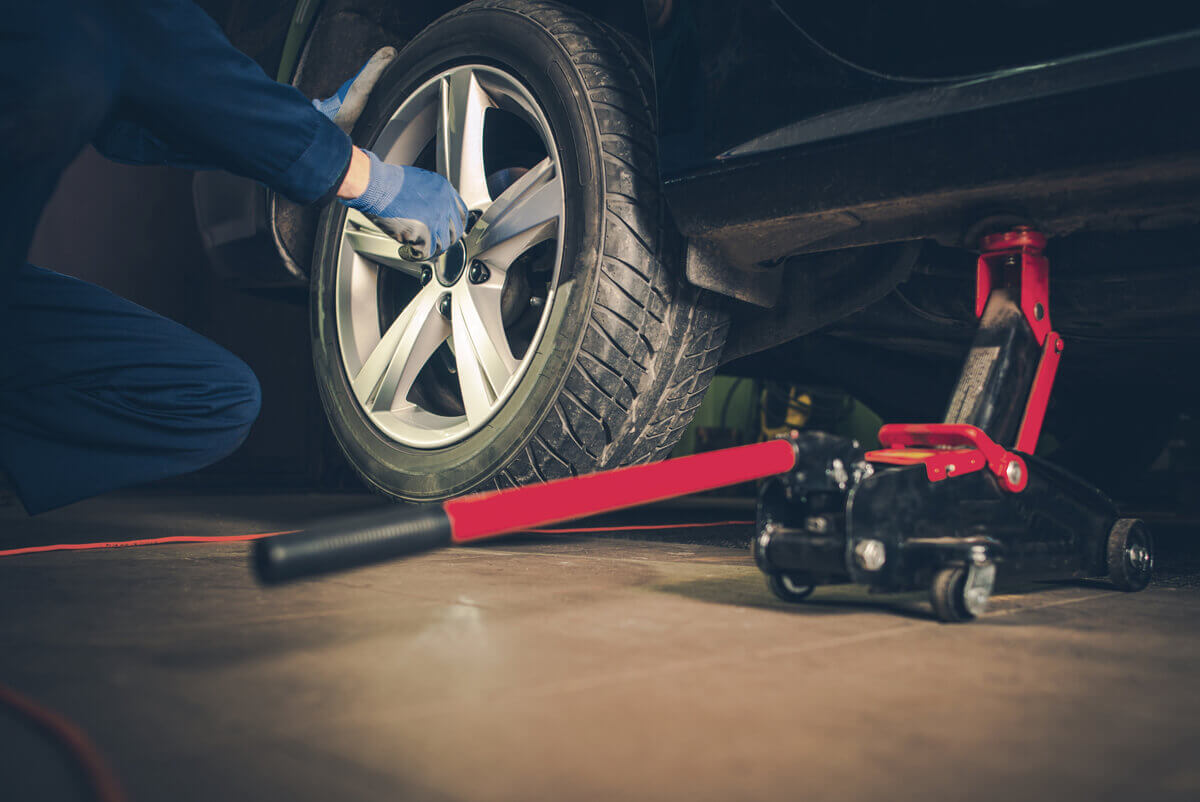Tire Service | Mac's Auto Repair